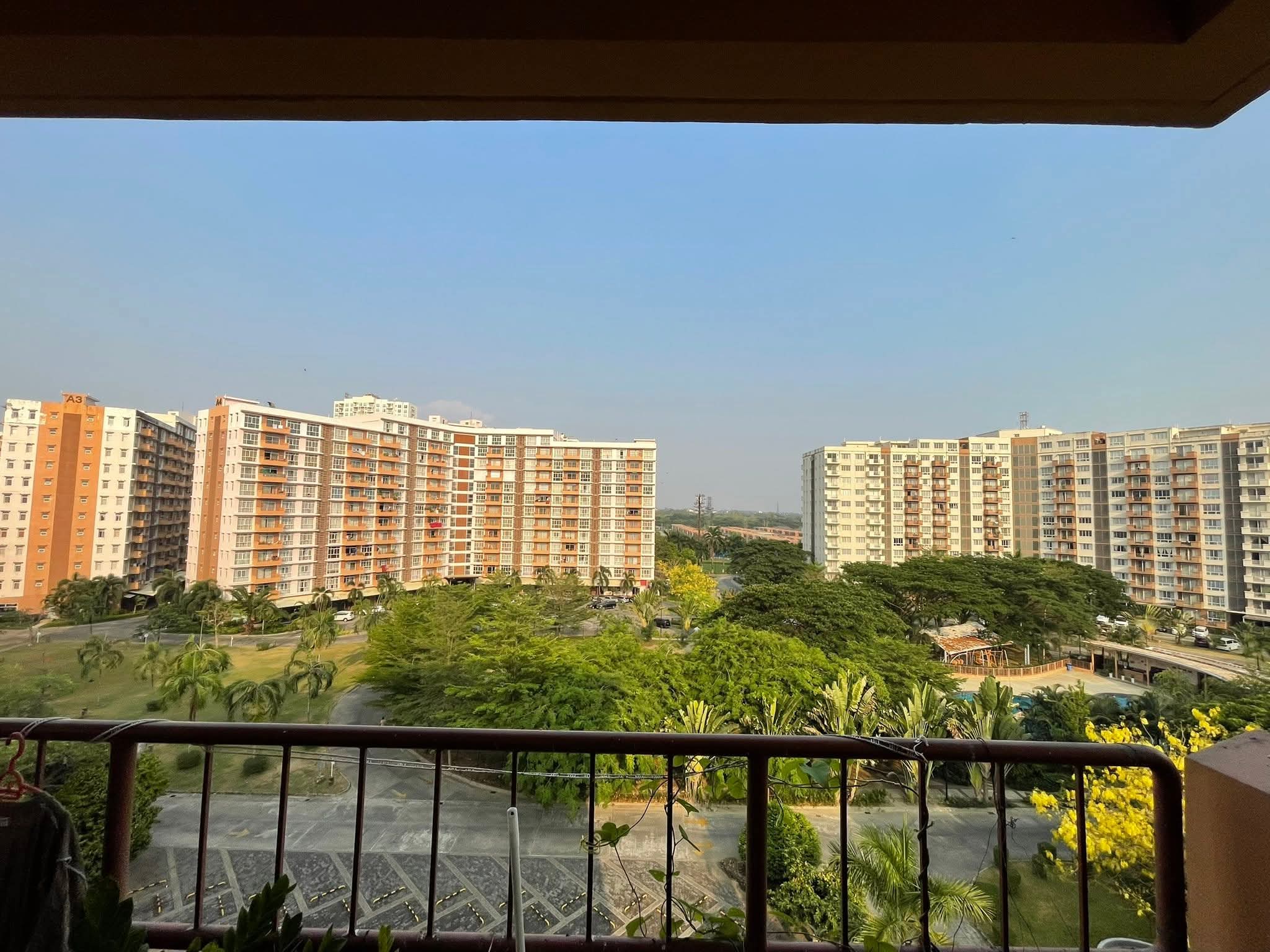 သန်လျှင်မြို့နယ်ရှိCondoအငှား