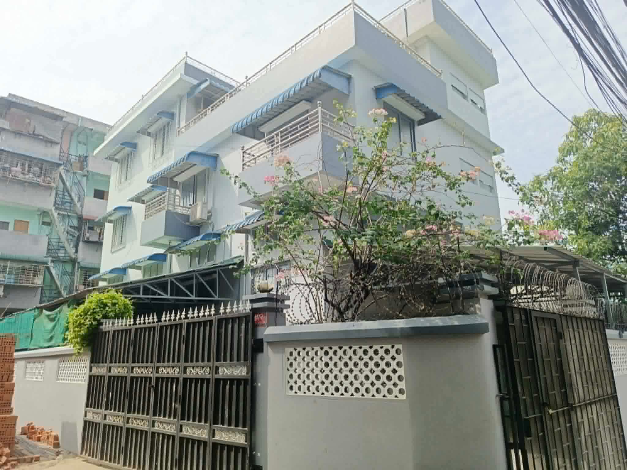 တောင်ဥက္ကလာပမြို့နယ်ရှိလုံးချင်းအရောင်း