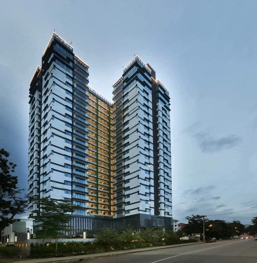 Sky Suite Condo