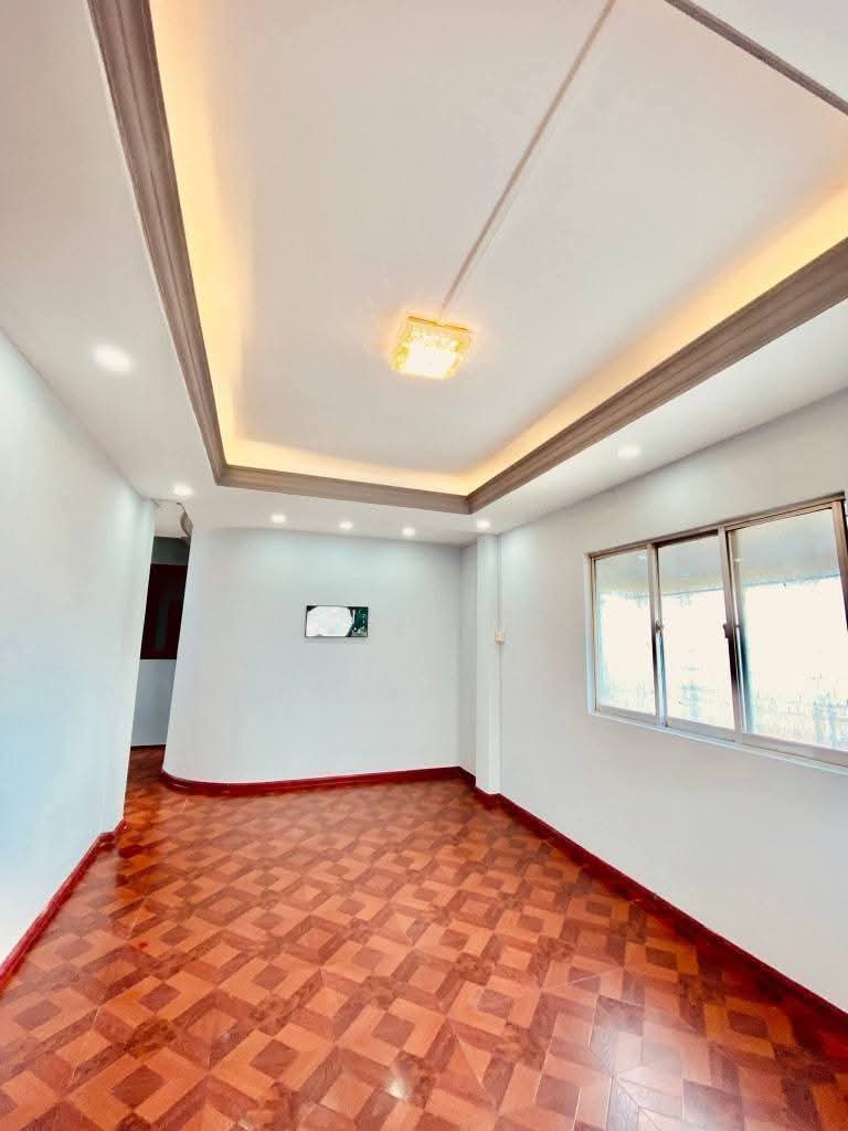 တောင်ဥက္ကလာပမြို့နယ်တိုက်ခန်းအရောင်း