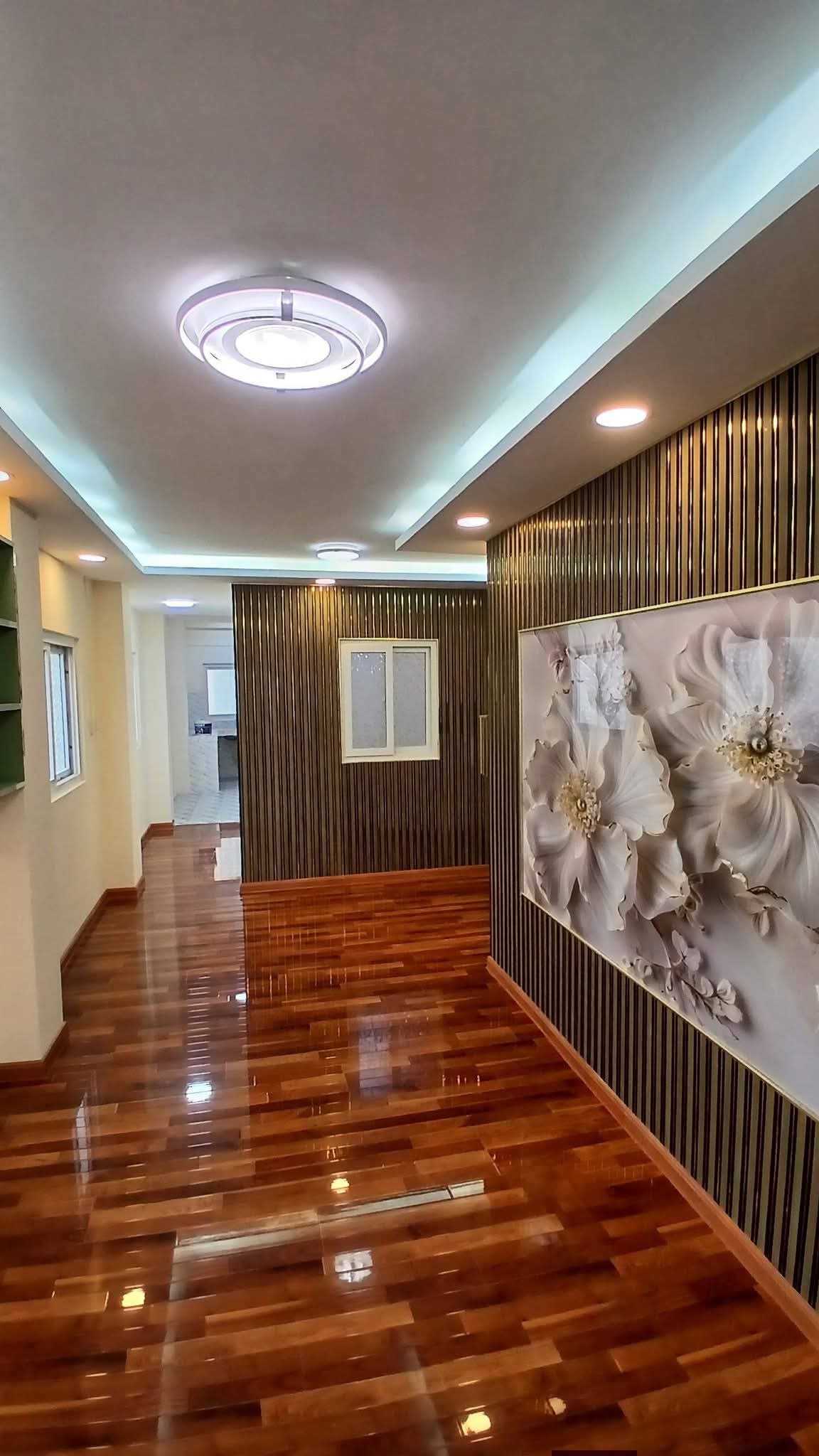 စမ်းချောင်းမြို့နယ်တိုက်ခန်းအရောင်း