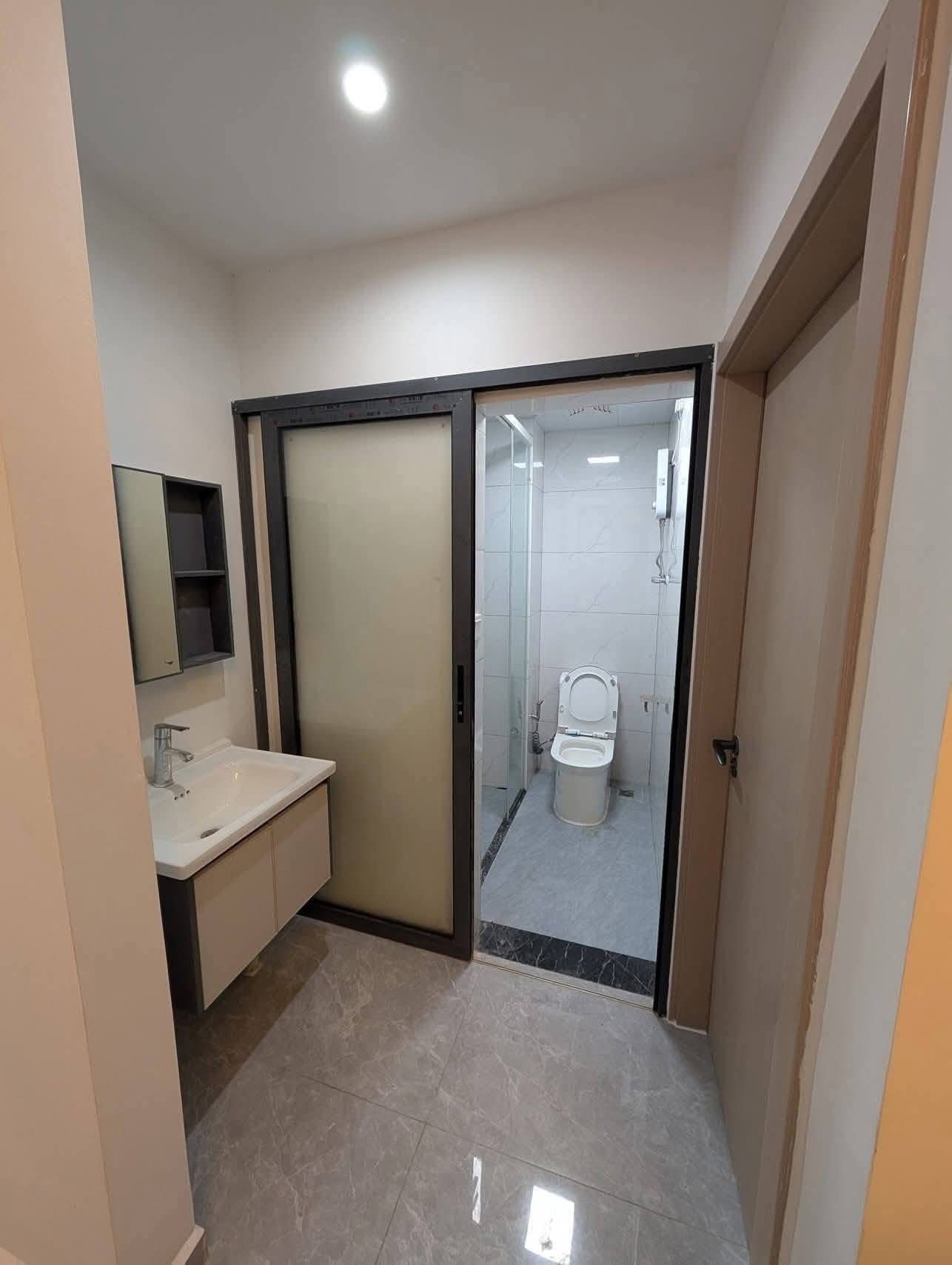 လမ်းမတော်မြို့နယ်ရှိ Condoအရောင်း