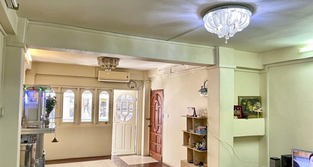 ရန်ကုန်တိုင်းဒေသကြီး၊ ပုဇွန်တောင်မြို့နယ်၊ တိုက်ခန်းအရောင်း