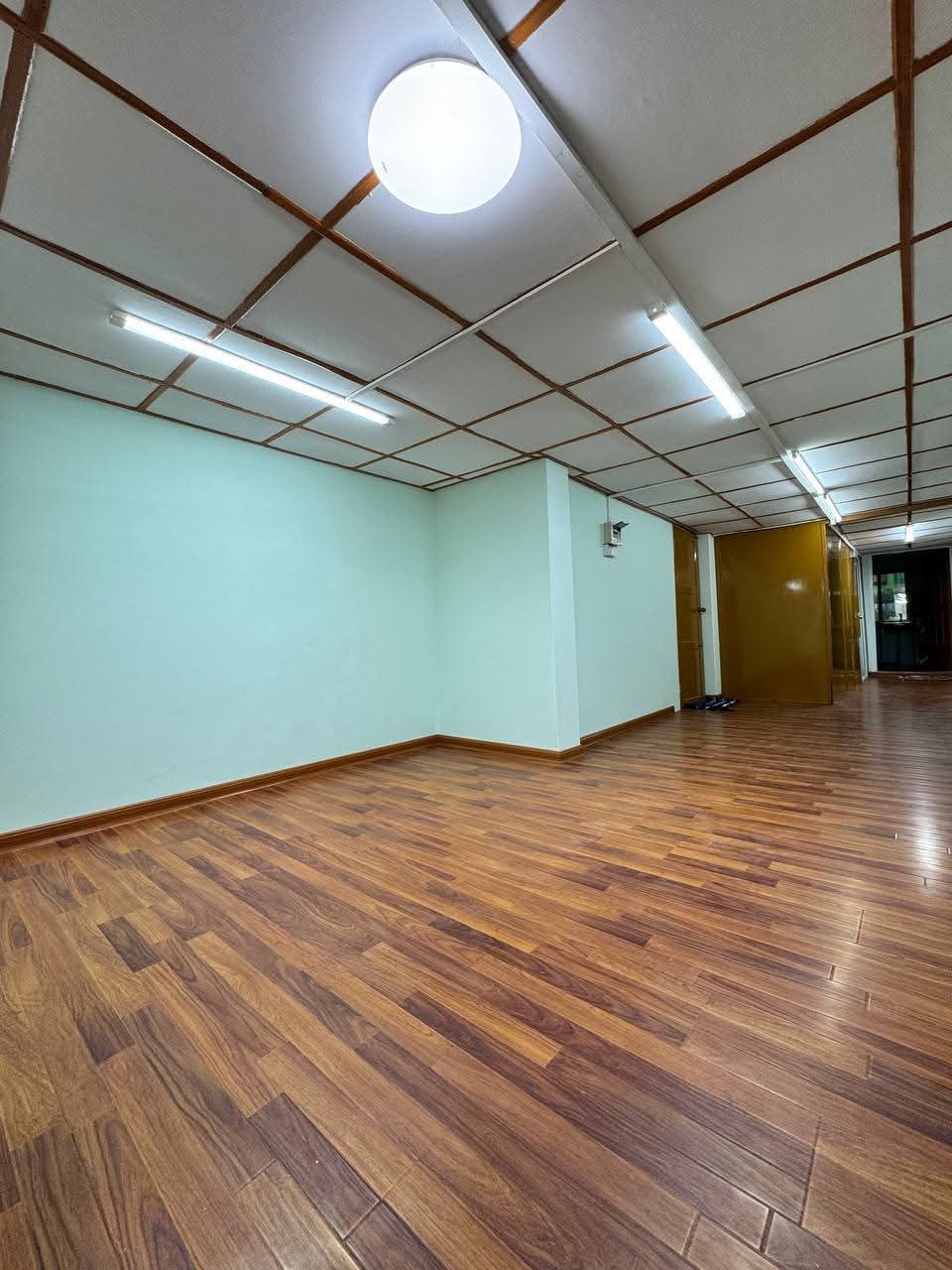 စမ်းချောင်းမြို့နယ်တိုက်ခန်းအရောင်း