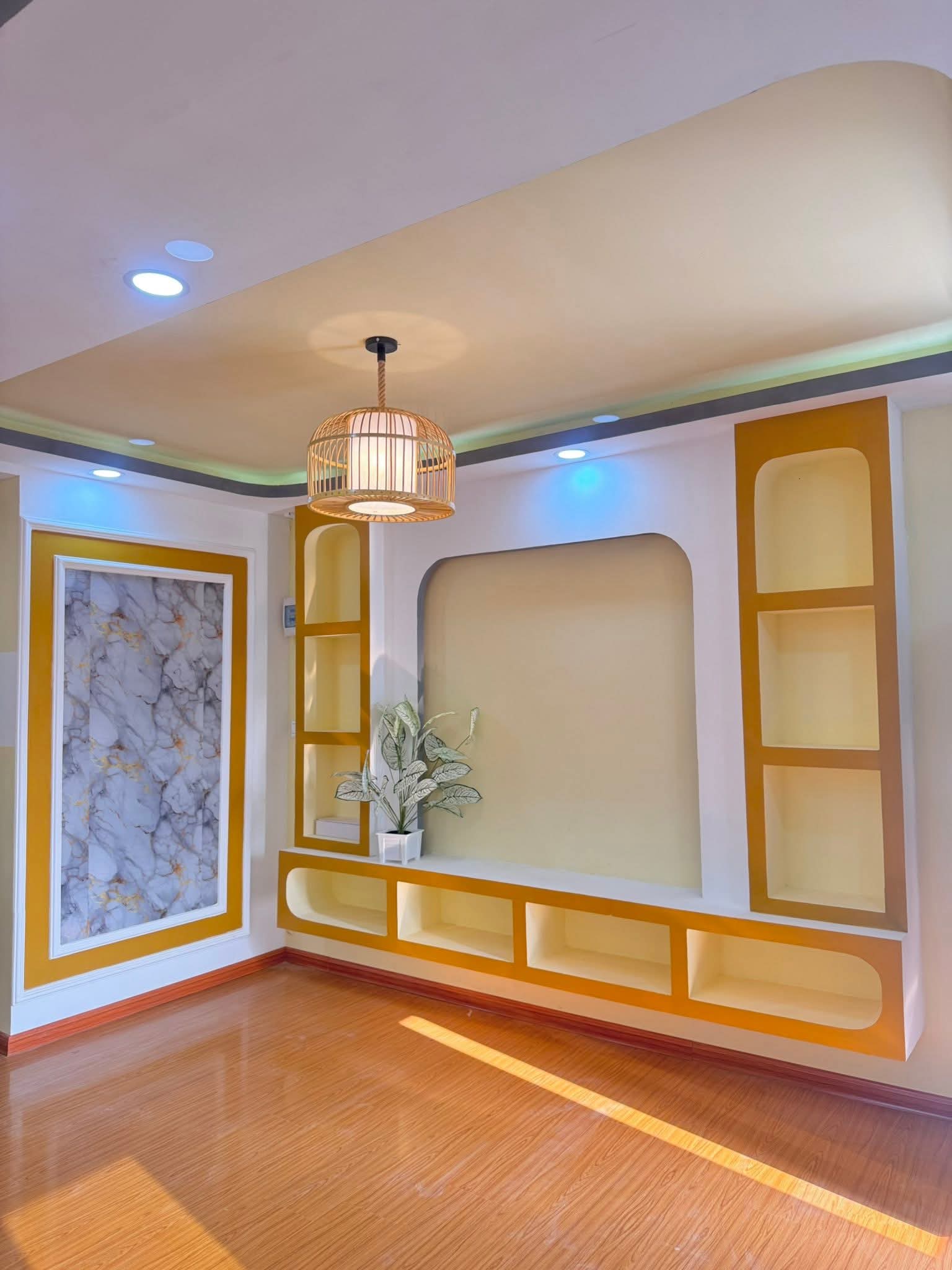 တောင်ဥက္ကလာပမြို့နယ်ရှိတိုက်ခန်းအရောင်း