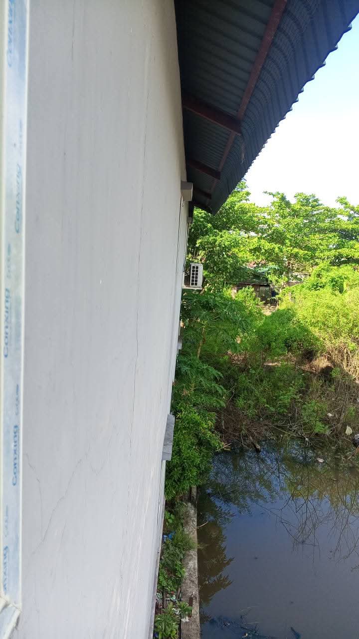 ဒဂုံဆိပ်ကမ်းမြို့နယ်လုံးချင်းအရောင်း