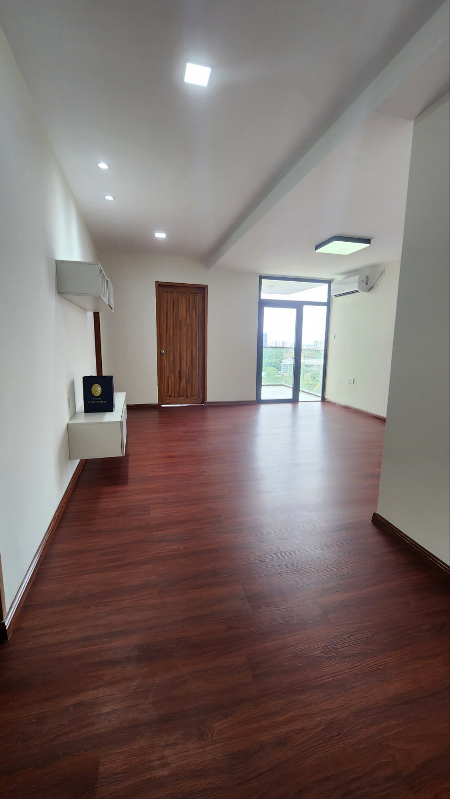 မရမ်းကုန်းမြို့နယ်ရှိ 7mile Condoအရောင်း