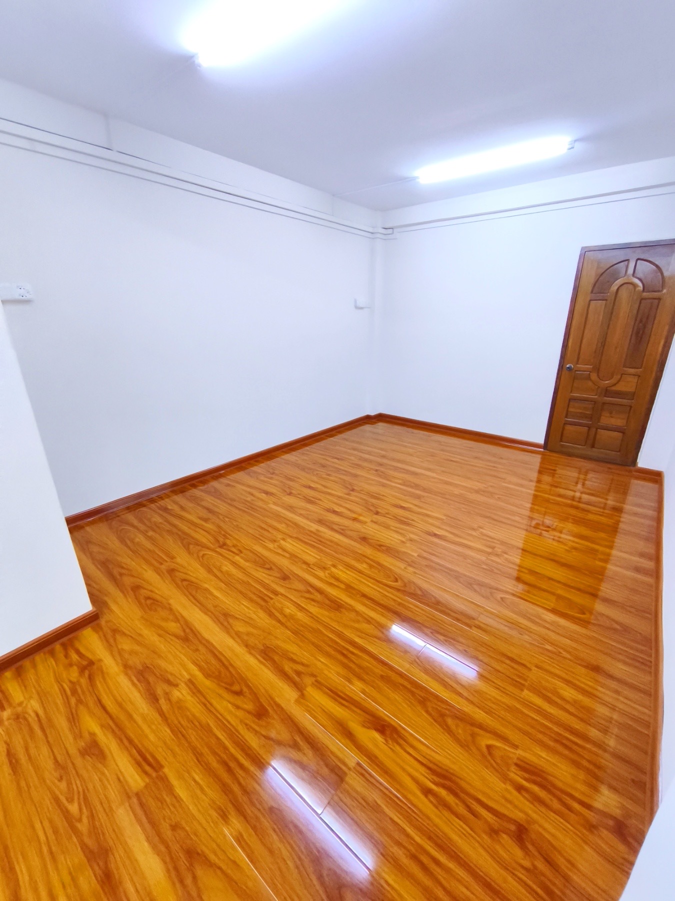 ကမာရွတ်မြို့နယ် တိုက်ခန်းအရောင်း