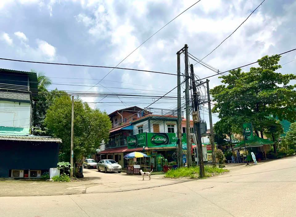 မြောက်ဒဂုံမြို့နယ်၊ ဆရာစံလမ်းမဂုတ်၊ မြေကွက်အရောင်း